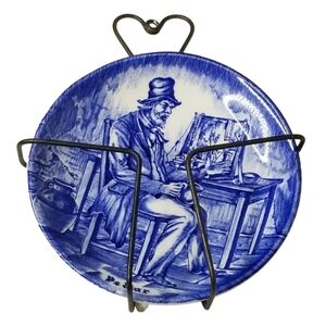 ENOCH Wedgwood Mini Plate Peddler With Hanger Cobalt Blue Gold Trim 4 1/8" Dia‎